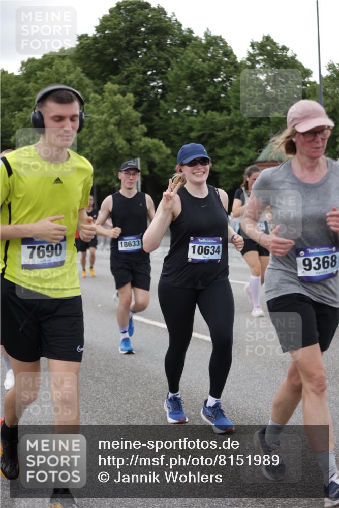 29.06.2025 - hella hamburg halbmarathon Jannik Wohlers http://msf.ph/oto/8151989 29.06.2025 10:51:58 Lombardsbrücke 2528, 3645, 4436, 4815, 5262, 6386, 6403, 6404, 6406, 6671, 6985, 7690, 7691, 7735, 7812, 8194, 8196, 9103, 9368, 9731, 10080, 10296, 10342, 10634, 10884, 11084, 11126, 11127, 11297, 11736, 11899, 11974, 12089, 12247, 12525, 12546, 12558, 13094, 13207, 13208, 13538, 13677, 14215, 14235, 14893, 15205, 16262, 16492, 16752, 16973, 17326, 17327, 18115, 18221, 18633, 18668, 18756, 18817 meine-sportfotos.de