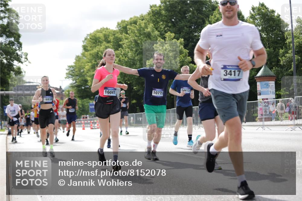 29.06.2025 - hella hamburg halbmarathon Jannik Wohlers http://msf.ph/oto/8152078 29.06.2025 10:15:07 Lombardsbrücke 1440, 2110, 2720, 2989, 3417, 4466, 4492, 4494, 5069, 5739, 6376, 6576, 7809, 7810, 9307, 9423, 9657, 9997, 10775, 10858, 12457, 12521, 13197, 13453, 13500, 14413, 14552, 14630, 15150, 15307, 15740, 16040, 16041, 16938, 17949, 18150, 18203, 18252, 19027 meine-sportfotos.de