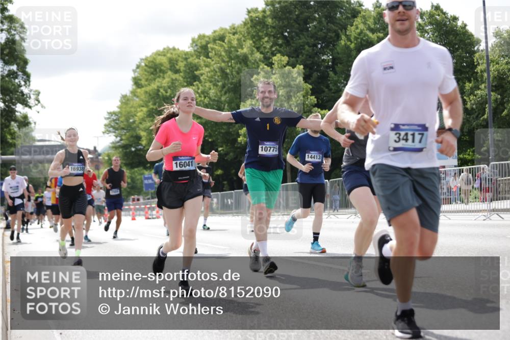 29.06.2025 - hella hamburg halbmarathon Jannik Wohlers http://msf.ph/oto/8152090 29.06.2025 10:15:07 Lombardsbrücke 1440, 2110, 2720, 2989, 3417, 4466, 4492, 4494, 5069, 5739, 6376, 6576, 7809, 7810, 9307, 9423, 9657, 9997, 10775, 10858, 12457, 12521, 13197, 13453, 13500, 14413, 14552, 14630, 15150, 15307, 15740, 16040, 16041, 16938, 17949, 18150, 18203, 18252, 19027 meine-sportfotos.de