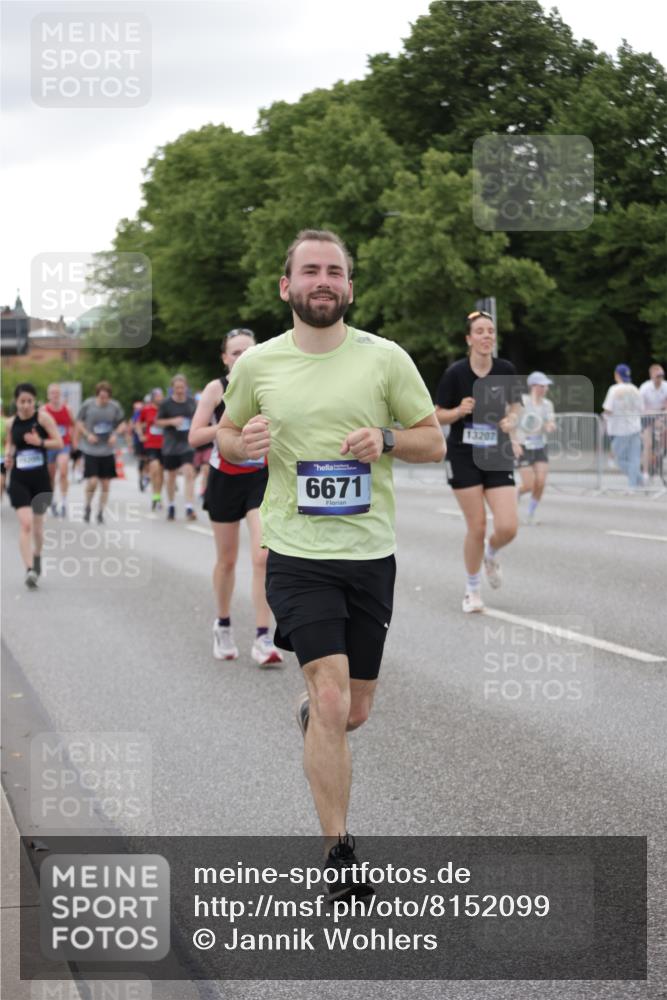 29.06.2025 - hella hamburg halbmarathon Jannik Wohlers http://msf.ph/oto/8152099 29.06.2025 10:52:01 Lombardsbrücke 2420, 2528, 3645, 4815, 5262, 5360, 6386, 6403, 6404, 6406, 6671, 7690, 7691, 7735, 7812, 9068, 9070, 9103, 9368, 9731, 10080, 10296, 10392, 10634, 10884, 10928, 11084, 11297, 11736, 11899, 11974, 12089, 12247, 12546, 12558, 13094, 13207, 13208, 13538, 13677, 14893, 15205, 16262, 16492, 16752, 16973, 17002, 17326, 17327, 18115, 18633, 18668, 18756, 18817 meine-sportfotos.de