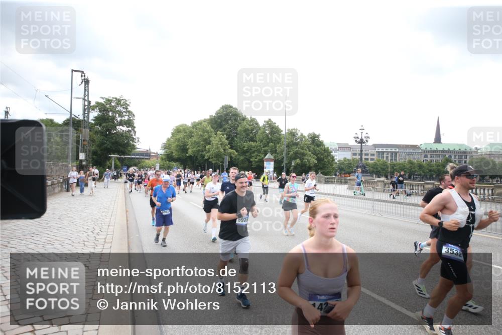 29.06.2025 - hella hamburg halbmarathon Jannik Wohlers http://msf.ph/oto/8152113 29.06.2025 10:41:00 Lombardsbrücke 1536, 1542, 2229, 2258, 3344, 3532, 3533, 3623, 4412, 4415, 4610, 5688, 5689, 5928, 5942, 6250, 6793, 6894, 7022, 7023, 7821, 8293, 8385, 8586, 8878, 8992, 10181, 10348, 10483, 11166, 11209, 11437, 11438, 12481, 13018, 13299, 13373, 13622, 13877, 14037, 14253, 14376, 14483, 14608, 14725, 15076, 15224, 16021, 16260, 16550, 16559, 16846, 17370, 17684, 18814, 18888, 18900 meine-sportfotos.de