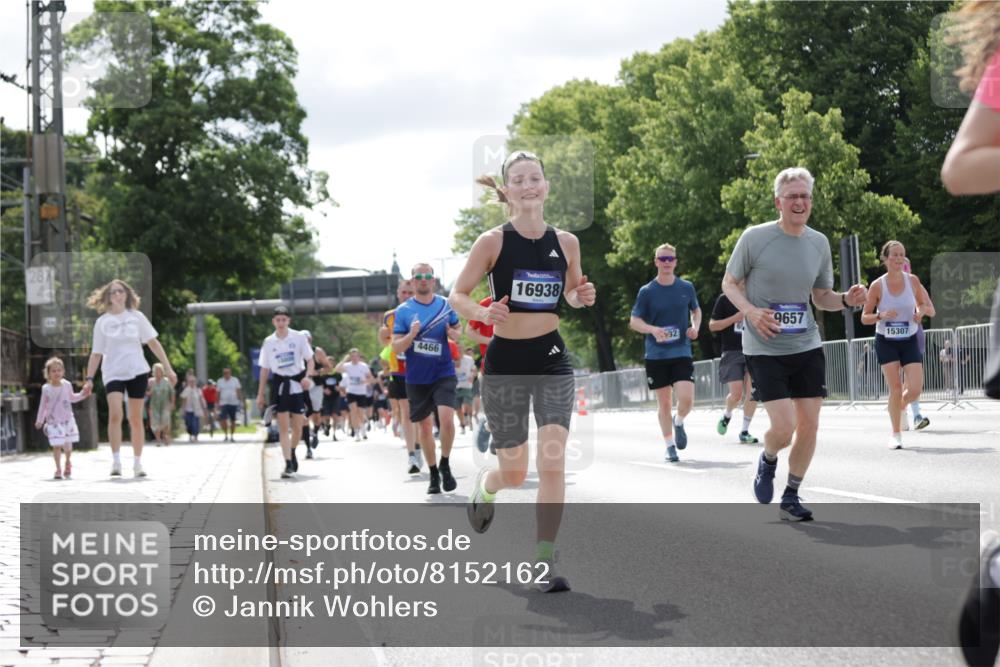 29.06.2025 - hella hamburg halbmarathon Jannik Wohlers http://msf.ph/oto/8152162 29.06.2025 10:15:09 Lombardsbrücke 1440, 2110, 2720, 2989, 3417, 4466, 4492, 4494, 5069, 5739, 6376, 6576, 7809, 7810, 9192, 9307, 9423, 9657, 10108, 10775, 10858, 12457, 12521, 13197, 13453, 13500, 14413, 14552, 14630, 15150, 15307, 15740, 16040, 16041, 16938, 17949, 18150, 18203, 18252, 19027 meine-sportfotos.de