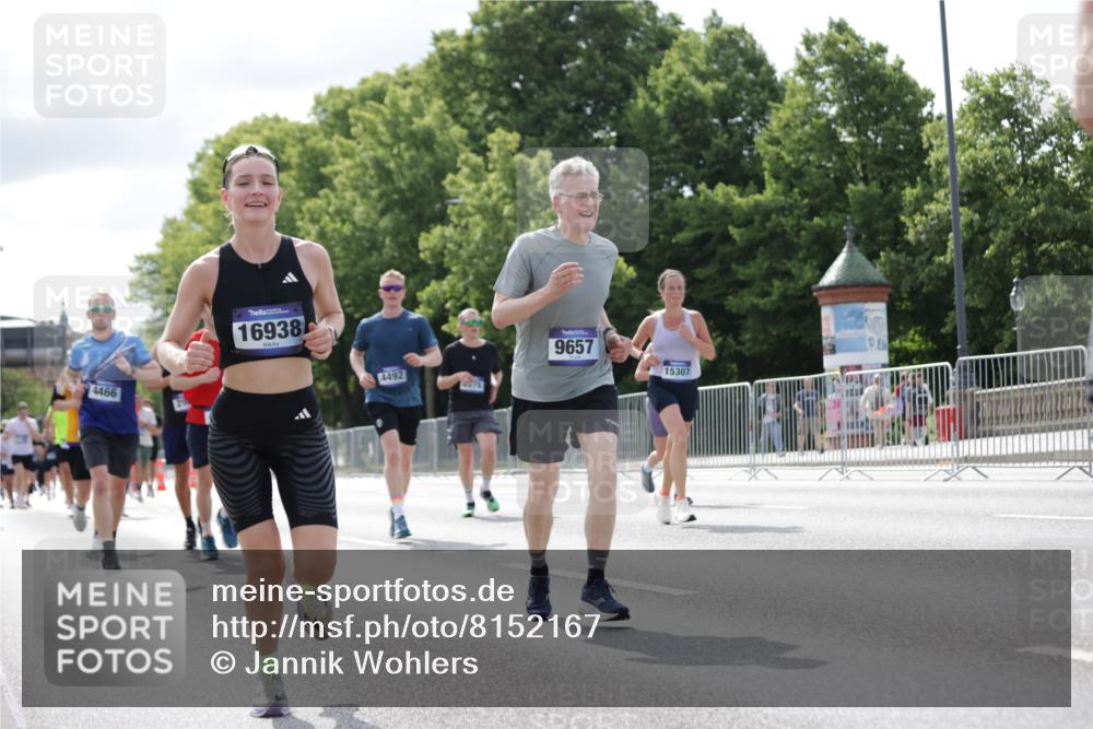 29.06.2025 - hella hamburg halbmarathon Jannik Wohlers http://msf.ph/oto/8152167 29.06.2025 10:15:09 Lombardsbrücke 1440, 2110, 2720, 2989, 3417, 4466, 4492, 4494, 5069, 5739, 6376, 6576, 7809, 7810, 9192, 9307, 9423, 9657, 10108, 10775, 10858, 12457, 12521, 13197, 13453, 13500, 14413, 14552, 14630, 15150, 15307, 15740, 16040, 16041, 16938, 17949, 18150, 18203, 18252, 19027 meine-sportfotos.de