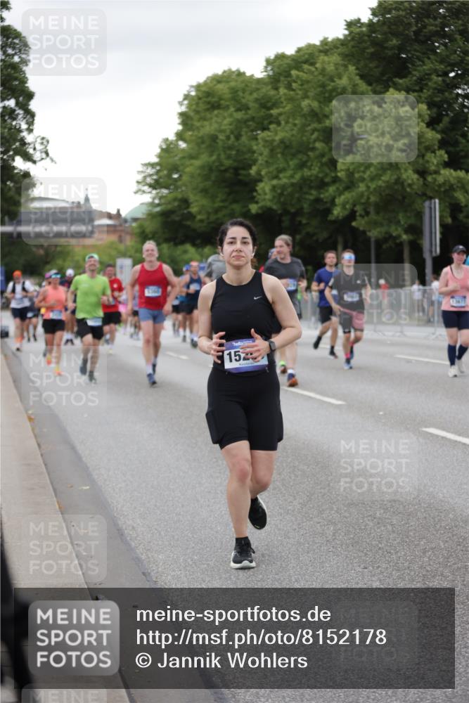 29.06.2025 - hella hamburg halbmarathon Jannik Wohlers http://msf.ph/oto/8152178 29.06.2025 10:52:05 Lombardsbrücke 1826, 2420, 2528, 2983, 3140, 3645, 4815, 5360, 6386, 6671, 7511, 7690, 7735, 7812, 9068, 9070, 9103, 9731, 10080, 10296, 10392, 10634, 10884, 10928, 11084, 11297, 11736, 11899, 11974, 12247, 12546, 12558, 13094, 13207, 13208, 13305, 13677, 14424, 14704, 14893, 14897, 15205, 15906, 16492, 16752, 17002, 17359, 18115, 18633, 18645, 18668, 18751, 18756, 18817, 19063, 19097 meine-sportfotos.de