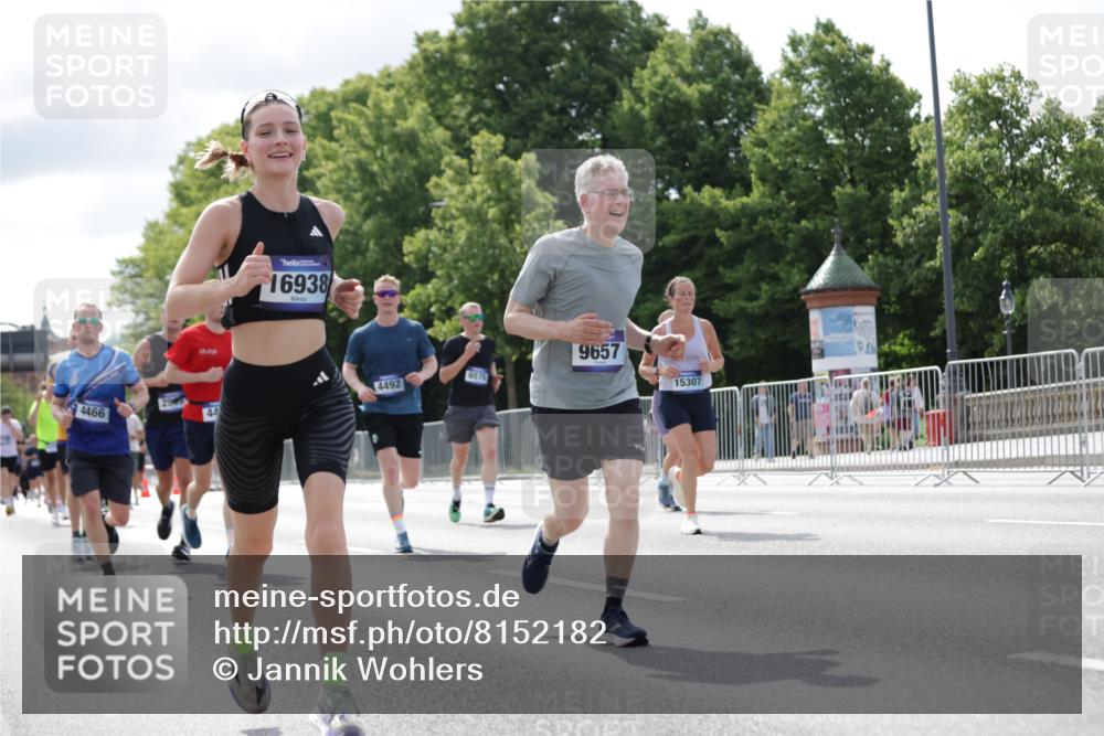 29.06.2025 - hella hamburg halbmarathon Jannik Wohlers http://msf.ph/oto/8152182 29.06.2025 10:15:10 Lombardsbrücke 1440, 2110, 2720, 2989, 3417, 4466, 4492, 4494, 5069, 5739, 6376, 6576, 7809, 7810, 9192, 9307, 9423, 9657, 10108, 10775, 10858, 12457, 12521, 13197, 13453, 13500, 14413, 14550, 14552, 14630, 15150, 15307, 15740, 16040, 16041, 16938, 17949, 18150, 18203, 18252 meine-sportfotos.de
