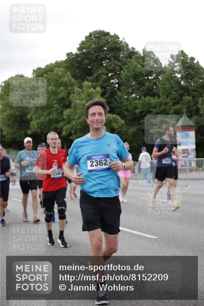 29.06.2025 - hella hamburg halbmarathon Jannik Wohlers http://msf.ph/oto/8152209 29.06.2025 10:52:18 Lombardsbrücke 1369, 1826, 2146, 2362, 2420, 2983, 3140, 3227, 4591, 4729, 5360, 7032, 7511, 7737, 8641, 9068, 9070, 10055, 10392, 10600, 10879, 10928, 10981, 12994, 13305, 14009, 14424, 14643, 14704, 14827, 14897, 15438, 15439, 15447, 15867, 15906, 16053, 16056, 16794, 16984, 17002, 17050, 17359, 17896, 18106, 18205, 18645, 18751, 18997, 19063, 19097 meine-sportfotos.de