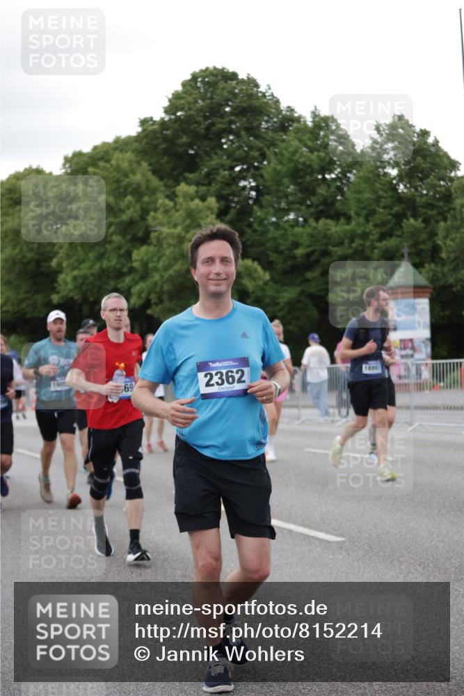 29.06.2025 - hella hamburg halbmarathon Jannik Wohlers http://msf.ph/oto/8152214 29.06.2025 10:52:18 Lombardsbrücke 1369, 1826, 2146, 2362, 2420, 2983, 3140, 3227, 4591, 4729, 5360, 7032, 7511, 7737, 8641, 9068, 9070, 10055, 10392, 10600, 10879, 10928, 10981, 12994, 13305, 14009, 14424, 14643, 14704, 14827, 14897, 15438, 15439, 15447, 15867, 15906, 16053, 16056, 16794, 16984, 17002, 17050, 17359, 17896, 18106, 18205, 18645, 18751, 18997, 19063, 19097 meine-sportfotos.de