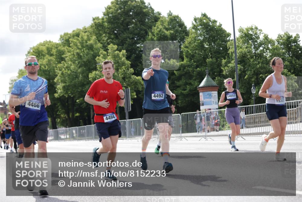 29.06.2025 - hella hamburg halbmarathon Jannik Wohlers http://msf.ph/oto/8152233 29.06.2025 10:15:11 Lombardsbrücke 1440, 2110, 2720, 2989, 3417, 4007, 4466, 4492, 4494, 5069, 5739, 6376, 6576, 7809, 9192, 9307, 9423, 9657, 10108, 10775, 10858, 12457, 12521, 13197, 13453, 13500, 13818, 14413, 14550, 14552, 14630, 15307, 16040, 16041, 16938, 17350, 17949, 18150, 18203, 18252 meine-sportfotos.de