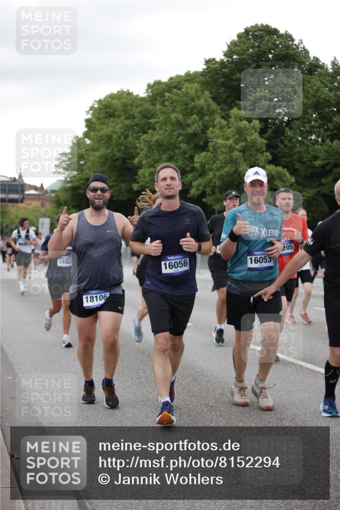 29.06.2025 - hella hamburg halbmarathon Jannik Wohlers http://msf.ph/oto/8152294 29.06.2025 10:52:20 Lombardsbrücke 1369, 1826, 2146, 2362, 2420, 2983, 3140, 3227, 4591, 4729, 5360, 7032, 7511, 7737, 8641, 9068, 9070, 9545, 10055, 10392, 10600, 10879, 10928, 10981, 11919, 12127, 12128, 12994, 13305, 14009, 14424, 14643, 14704, 14827, 14897, 15438, 15439, 15447, 15867, 15906, 16053, 16056, 16794, 16984, 17002, 17050, 17359, 17896, 18106, 18205, 18645, 18751, 18997, 19063, 19097 meine-sportfotos.de
