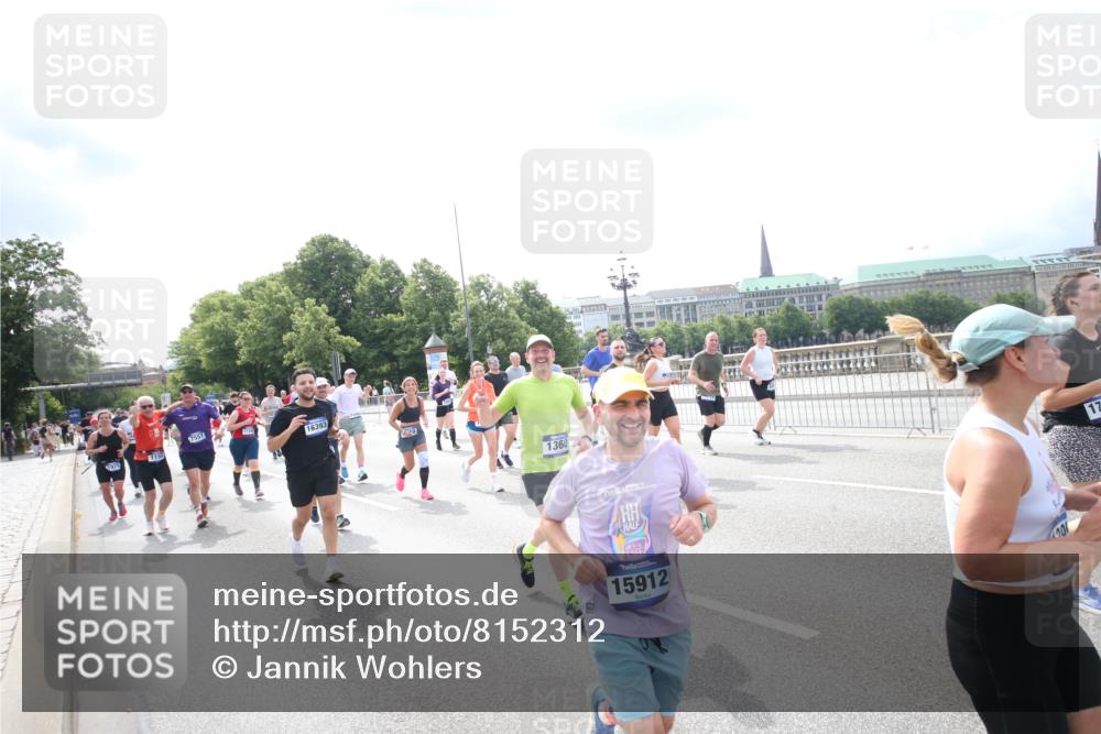 29.06.2025 - hella hamburg halbmarathon Jannik Wohlers http://msf.ph/oto/8152312 29.06.2025 10:42:01 Lombardsbrücke 1150, 1360, 1624, 1929, 1957, 1994, 2069, 2134, 2538, 2580, 3605, 3874, 4353, 4778, 4891, 4892, 5403, 5419, 5810, 6828, 6917, 7040, 7260, 7557, 7666, 8459, 8525, 8526, 8712, 8816, 9370, 9980, 10532, 10734, 10842, 10872, 10899, 11074, 11075, 11463, 11464, 11468, 11550, 11677, 12403, 12684, 12854, 12903, 12904, 13250, 13406, 13456, 13952, 13953, 14042, 14084, 14108, 14328, 14405, 14426, 14468, 14585, 14636, 14769, 15004, 15155, 15912, 15977, 16215, 16352 meine-sportfotos.de