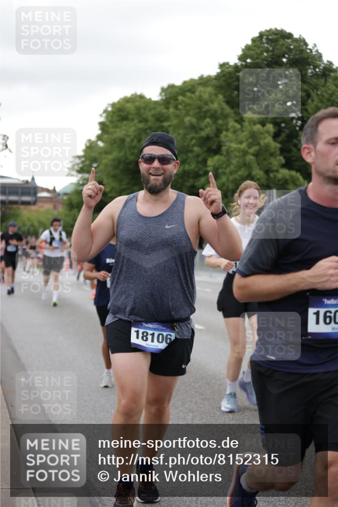 29.06.2025 - hella hamburg halbmarathon Jannik Wohlers http://msf.ph/oto/8152315 29.06.2025 10:52:21 Lombardsbrücke 1369, 1826, 2146, 2362, 2701, 2983, 3140, 3227, 4591, 4729, 7032, 7511, 7737, 8641, 9068, 9070, 9545, 10055, 10600, 10879, 10928, 10981, 11919, 12127, 12128, 12994, 13305, 14009, 14424, 14643, 14704, 14827, 14897, 15438, 15439, 15447, 15867, 15906, 16053, 16056, 16794, 16984, 17002, 17050, 17359, 17896, 18106, 18205, 18645, 18751, 18997, 19063, 19097 meine-sportfotos.de
