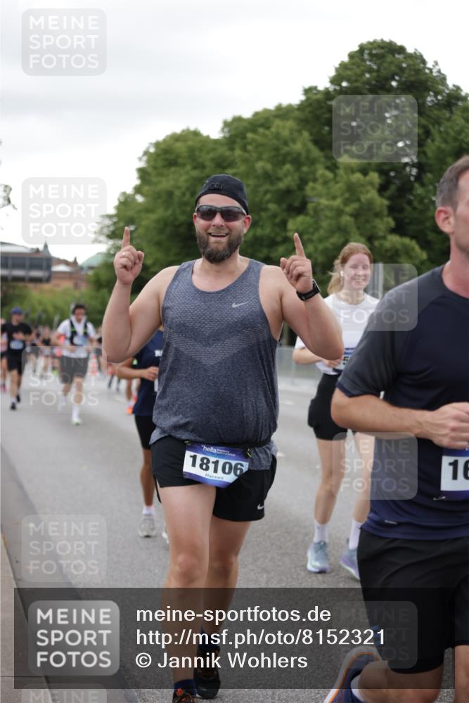 29.06.2025 - hella hamburg halbmarathon Jannik Wohlers http://msf.ph/oto/8152321 29.06.2025 10:52:21 Lombardsbrücke 1369, 1826, 2146, 2362, 2701, 2983, 3140, 3227, 4591, 4729, 7032, 7511, 7737, 8641, 9068, 9070, 9545, 10055, 10600, 10879, 10928, 10981, 11919, 12127, 12128, 12994, 13305, 14009, 14424, 14643, 14704, 14827, 14897, 15438, 15439, 15447, 15867, 15906, 16053, 16056, 16794, 16984, 17002, 17050, 17359, 17896, 18106, 18205, 18645, 18751, 18997, 19063, 19097 meine-sportfotos.de