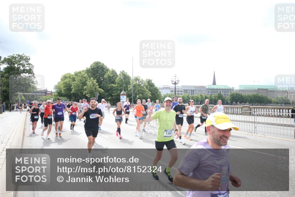 29.06.2025 - hella hamburg halbmarathon Jannik Wohlers http://msf.ph/oto/8152324 29.06.2025 10:42:01 Lombardsbrücke 1150, 1360, 1624, 1929, 1957, 1994, 2069, 2134, 2538, 2580, 3605, 3874, 4353, 4778, 4891, 4892, 5403, 5419, 5810, 6828, 6917, 7040, 7260, 7557, 7666, 8459, 8525, 8526, 8712, 8816, 9370, 9980, 10532, 10734, 10842, 10872, 10899, 11074, 11075, 11463, 11464, 11468, 11550, 11677, 12403, 12684, 12854, 12903, 12904, 13250, 13406, 13456, 13952, 13953, 14042, 14084, 14108, 14328, 14405, 14426, 14468, 14585, 14636, 14769, 15004, 15155, 15912, 15977, 16215, 16352 meine-sportfotos.de