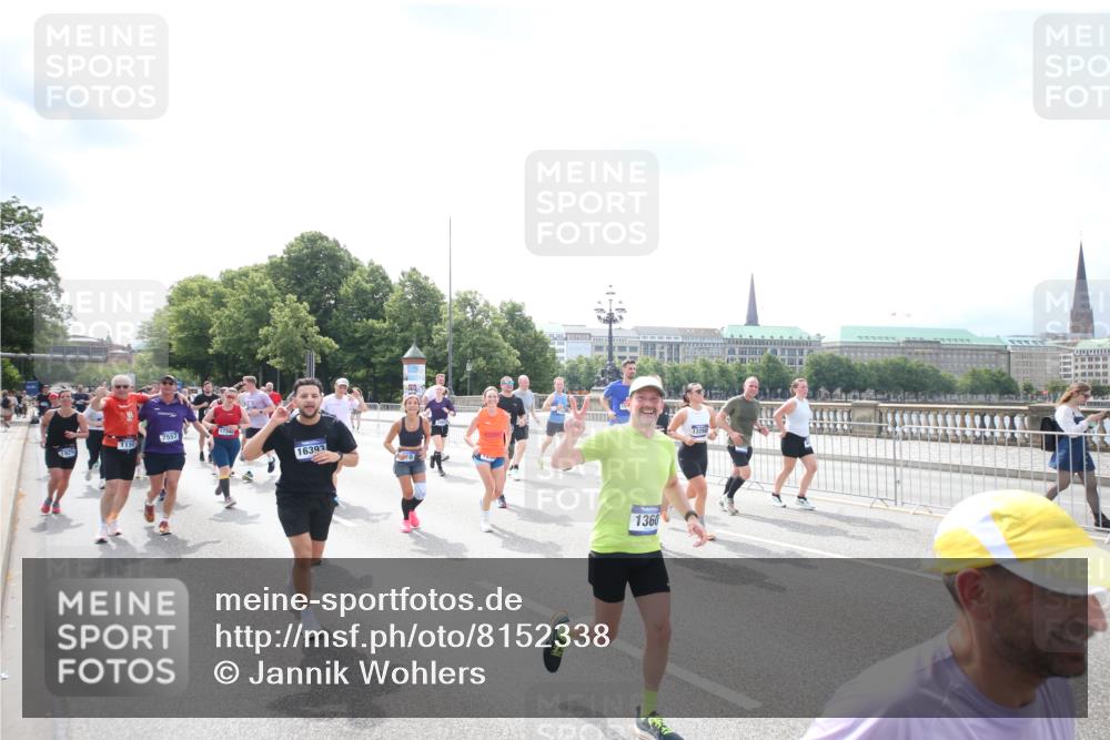 29.06.2025 - hella hamburg halbmarathon Jannik Wohlers http://msf.ph/oto/8152338 29.06.2025 10:42:01 Lombardsbrücke 1150, 1360, 1624, 1929, 1957, 1994, 2069, 2134, 2538, 2580, 3605, 3874, 4353, 4778, 4891, 4892, 5403, 5419, 5810, 6828, 6917, 7040, 7260, 7557, 7666, 8459, 8525, 8526, 8712, 8816, 9370, 9980, 10532, 10734, 10842, 10872, 10899, 11074, 11075, 11463, 11464, 11468, 11550, 11677, 12403, 12684, 12854, 12903, 12904, 13250, 13406, 13456, 13952, 13953, 14042, 14084, 14108, 14328, 14405, 14426, 14468, 14585, 14636, 14769, 15004, 15155, 15912, 15977, 16215, 16352 meine-sportfotos.de