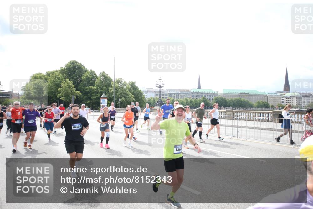 29.06.2025 - hella hamburg halbmarathon Jannik Wohlers http://msf.ph/oto/8152343 29.06.2025 10:42:01 Lombardsbrücke 1150, 1360, 1624, 1929, 1957, 1994, 2069, 2134, 2538, 2580, 3605, 3874, 4353, 4778, 4891, 4892, 5403, 5419, 5810, 6828, 6917, 7040, 7260, 7557, 7666, 8459, 8525, 8526, 8712, 8816, 9370, 9980, 10532, 10734, 10842, 10872, 10899, 11074, 11075, 11463, 11464, 11468, 11550, 11677, 12403, 12684, 12854, 12903, 12904, 13250, 13406, 13456, 13952, 13953, 14042, 14084, 14108, 14328, 14405, 14426, 14468, 14585, 14636, 14769, 15004, 15155, 15912, 15977, 16215, 16352 meine-sportfotos.de