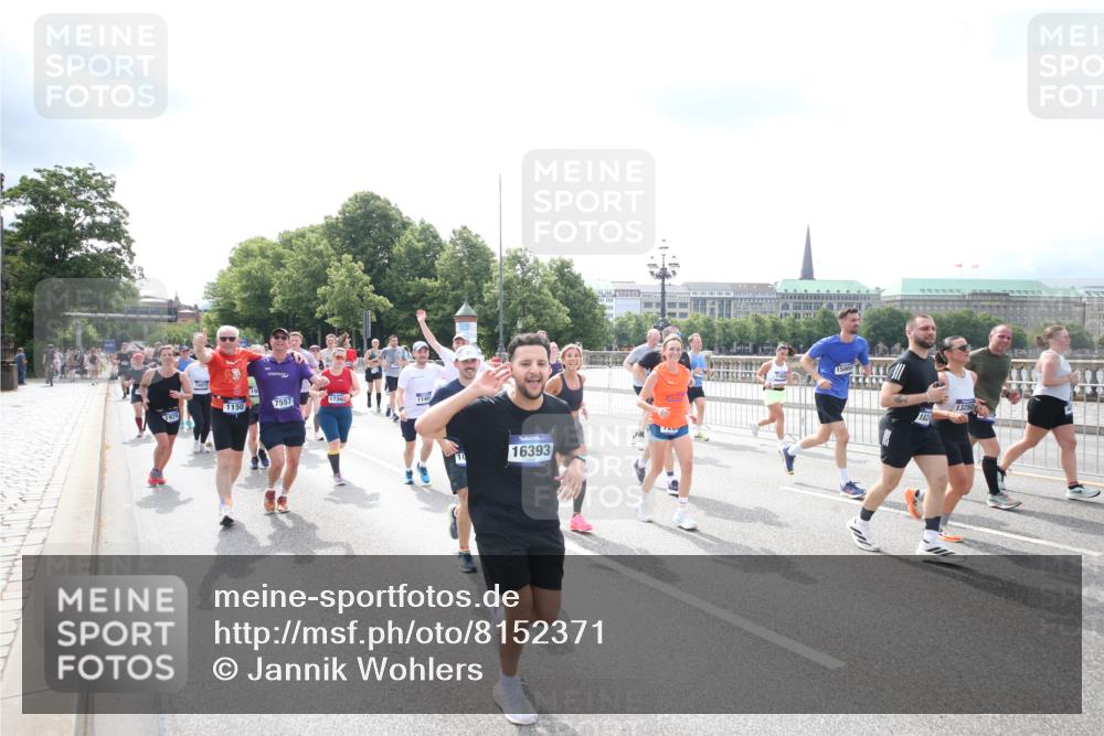 29.06.2025 - hella hamburg halbmarathon Jannik Wohlers http://msf.ph/oto/8152371 29.06.2025 10:42:02 Lombardsbrücke 1150, 1360, 1624, 1929, 1957, 1994, 2069, 2134, 2538, 2580, 3605, 3874, 4353, 4778, 4891, 4892, 5403, 5419, 5810, 6828, 7040, 7260, 7557, 7666, 8459, 8525, 8526, 8712, 8816, 9370, 9980, 10532, 10842, 10872, 10899, 11074, 11075, 11463, 11464, 11468, 11550, 11677, 12403, 12684, 12854, 12903, 12904, 13250, 13406, 13456, 13952, 13953, 14042, 14084, 14108, 14328, 14405, 14426, 14468, 14556, 14585, 14636, 14769, 15004, 15155, 15219, 15912, 15977, 16215, 16352 meine-sportfotos.de