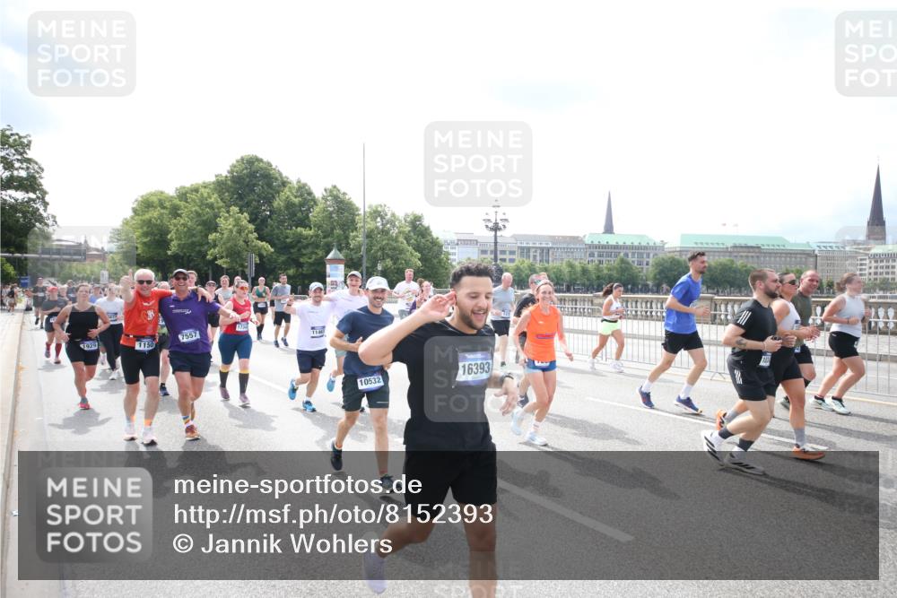 29.06.2025 - hella hamburg halbmarathon Jannik Wohlers http://msf.ph/oto/8152393 29.06.2025 10:42:02 Lombardsbrücke 1150, 1360, 1624, 1929, 1957, 1994, 2069, 2134, 2538, 2580, 3605, 3874, 4353, 4778, 4891, 4892, 5403, 5419, 5810, 6828, 7040, 7260, 7557, 7666, 8459, 8525, 8526, 8712, 8816, 9370, 9980, 10532, 10842, 10872, 10899, 11074, 11075, 11463, 11464, 11468, 11550, 11677, 12403, 12684, 12854, 12903, 12904, 13250, 13406, 13456, 13952, 13953, 14042, 14084, 14108, 14328, 14405, 14426, 14468, 14556, 14585, 14636, 14769, 15004, 15155, 15219, 15912, 15977, 16215, 16352 meine-sportfotos.de