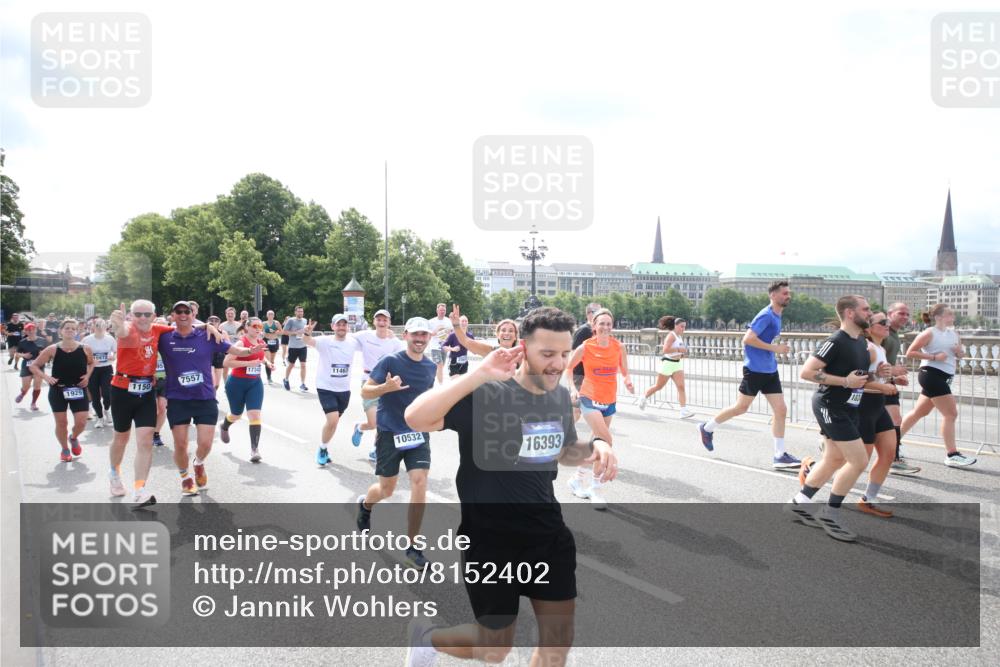 29.06.2025 - hella hamburg halbmarathon Jannik Wohlers http://msf.ph/oto/8152402 29.06.2025 10:42:02 Lombardsbrücke 1150, 1360, 1624, 1929, 1957, 1994, 2069, 2134, 2538, 2580, 3605, 3874, 4353, 4778, 4891, 4892, 5403, 5419, 5810, 6828, 7040, 7260, 7557, 7666, 8459, 8525, 8526, 8712, 8816, 9370, 9980, 10532, 10842, 10872, 10899, 11074, 11075, 11463, 11464, 11468, 11550, 11677, 12403, 12684, 12854, 12903, 12904, 13250, 13406, 13456, 13952, 13953, 14042, 14084, 14108, 14328, 14405, 14426, 14468, 14556, 14585, 14636, 14769, 15004, 15155, 15219, 15912, 15977, 16215, 16352 meine-sportfotos.de