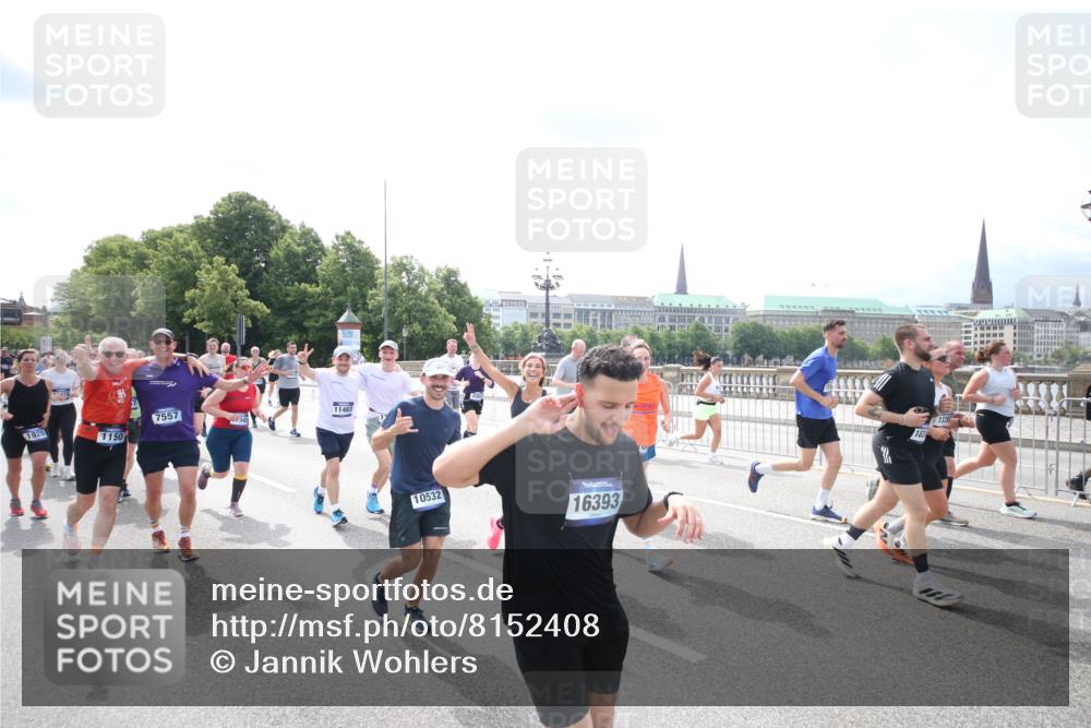 29.06.2025 - hella hamburg halbmarathon Jannik Wohlers http://msf.ph/oto/8152408 29.06.2025 10:42:02 Lombardsbrücke 1150, 1360, 1624, 1929, 1957, 1994, 2069, 2134, 2538, 2580, 3605, 3874, 4353, 4778, 4891, 4892, 5403, 5419, 5810, 6828, 7040, 7260, 7557, 7666, 8459, 8525, 8526, 8712, 8816, 9370, 9980, 10532, 10842, 10872, 10899, 11074, 11075, 11463, 11464, 11468, 11550, 11677, 12403, 12684, 12854, 12903, 12904, 13250, 13406, 13456, 13952, 13953, 14042, 14084, 14108, 14328, 14405, 14426, 14468, 14556, 14585, 14636, 14769, 15004, 15155, 15219, 15912, 15977, 16215, 16352 meine-sportfotos.de