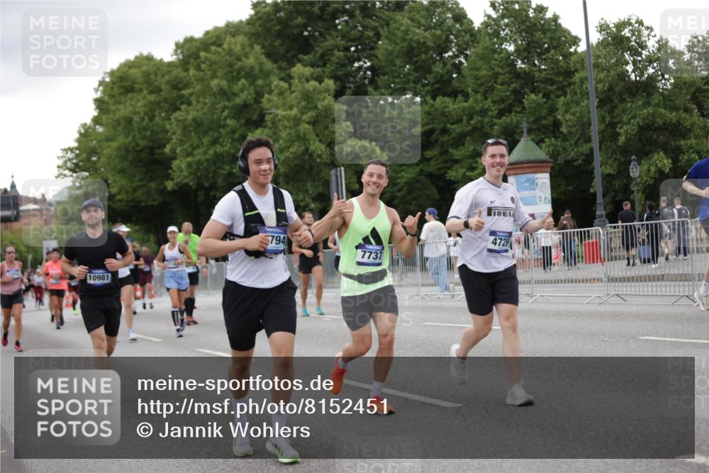 29.06.2025 - hella hamburg halbmarathon Jannik Wohlers http://msf.ph/oto/8152451 29.06.2025 10:52:25 Lombardsbrücke 1369, 1826, 2146, 2362, 2701, 2988, 3140, 3227, 3787, 4591, 4729, 7032, 7737, 8641, 9545, 10055, 10417, 10568, 10600, 10879, 10981, 11919, 12127, 12128, 12994, 14009, 14643, 14704, 14765, 14807, 14827, 14897, 15438, 15439, 15447, 15867, 16053, 16056, 16794, 16961, 16984, 17050, 17359, 17896, 18106, 18205, 18645, 18997, 19063, 19097 meine-sportfotos.de
