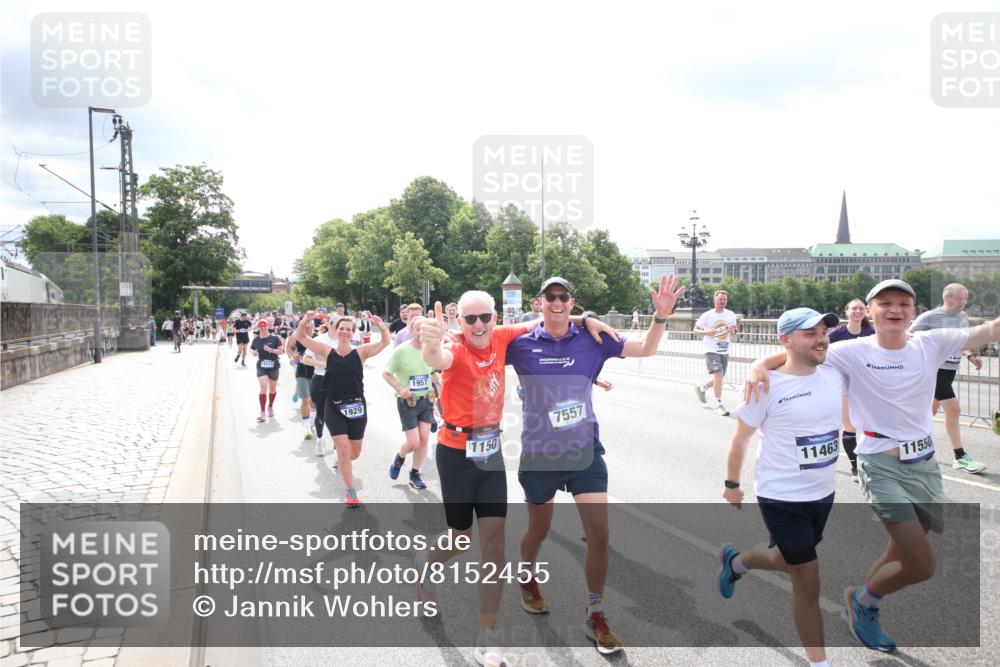 29.06.2025 - hella hamburg halbmarathon Jannik Wohlers http://msf.ph/oto/8152455 29.06.2025 10:42:04 Lombardsbrücke 1150, 1360, 1624, 1929, 1957, 1994, 2069, 2134, 2538, 2580, 3605, 3874, 4353, 4778, 4891, 4892, 5403, 5417, 5810, 6828, 7040, 7260, 7557, 7666, 8459, 8525, 8526, 8529, 8712, 8816, 9980, 10454, 10532, 10842, 10872, 10899, 11463, 11550, 11677, 12403, 12684, 12854, 12903, 12904, 13250, 13406, 13456, 13952, 13953, 14042, 14084, 14108, 14170, 14328, 14405, 14426, 14468, 14556, 14585, 14636, 14769, 15004, 15219, 15221, 15912, 15977, 16215, 16352, 16612 meine-sportfotos.de