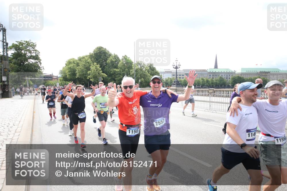 29.06.2025 - hella hamburg halbmarathon Jannik Wohlers http://msf.ph/oto/8152471 29.06.2025 10:42:04 Lombardsbrücke 1150, 1360, 1624, 1929, 1957, 1994, 2069, 2134, 2538, 2580, 3605, 3874, 4353, 4778, 4891, 4892, 5403, 5417, 5810, 6828, 7040, 7260, 7557, 7666, 8459, 8525, 8526, 8529, 8712, 8816, 9980, 10454, 10532, 10842, 10872, 10899, 11463, 11550, 11677, 12403, 12684, 12854, 12903, 12904, 13250, 13406, 13456, 13952, 13953, 14042, 14084, 14108, 14170, 14328, 14405, 14426, 14468, 14556, 14585, 14636, 14769, 15004, 15219, 15221, 15912, 15977, 16215, 16352, 16612 meine-sportfotos.de