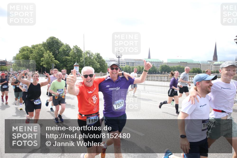 29.06.2025 - hella hamburg halbmarathon Jannik Wohlers http://msf.ph/oto/8152480 29.06.2025 10:42:04 Lombardsbrücke 1150, 1360, 1624, 1929, 1957, 1994, 2069, 2134, 2538, 2580, 3605, 3874, 4353, 4778, 4891, 4892, 5403, 5417, 5810, 6828, 7040, 7260, 7557, 7666, 8459, 8525, 8526, 8529, 8712, 8816, 9980, 10454, 10532, 10842, 10872, 10899, 11463, 11550, 11677, 12403, 12684, 12854, 12903, 12904, 13250, 13406, 13456, 13952, 13953, 14042, 14084, 14108, 14170, 14328, 14405, 14426, 14468, 14556, 14585, 14636, 14769, 15004, 15219, 15221, 15912, 15977, 16215, 16352, 16612 meine-sportfotos.de