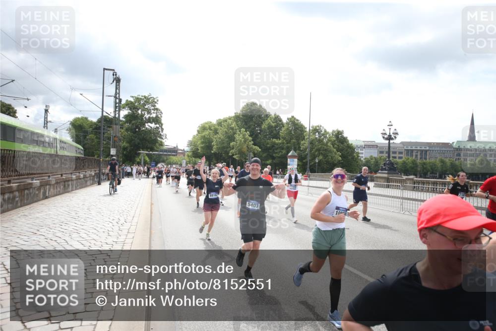 29.06.2025 - hella hamburg halbmarathon Jannik Wohlers http://msf.ph/oto/8152551 29.06.2025 10:42:08 Lombardsbrücke 1150, 1360, 1929, 1957, 1994, 2069, 2134, 2401, 2538, 2580, 2940, 2941, 3605, 3874, 4334, 4778, 4891, 4892, 5403, 5417, 5810, 6120, 6764, 6828, 7040, 7260, 7513, 7557, 7666, 8525, 8526, 8529, 8816, 9980, 10454, 10532, 10872, 10899, 11463, 11550, 11677, 12684, 13241, 13250, 13406, 13776, 14042, 14084, 14170, 14405, 14426, 14468, 14556, 14636, 14769, 15004, 15219, 15221, 15912, 15977, 16215, 16352, 16612 meine-sportfotos.de
