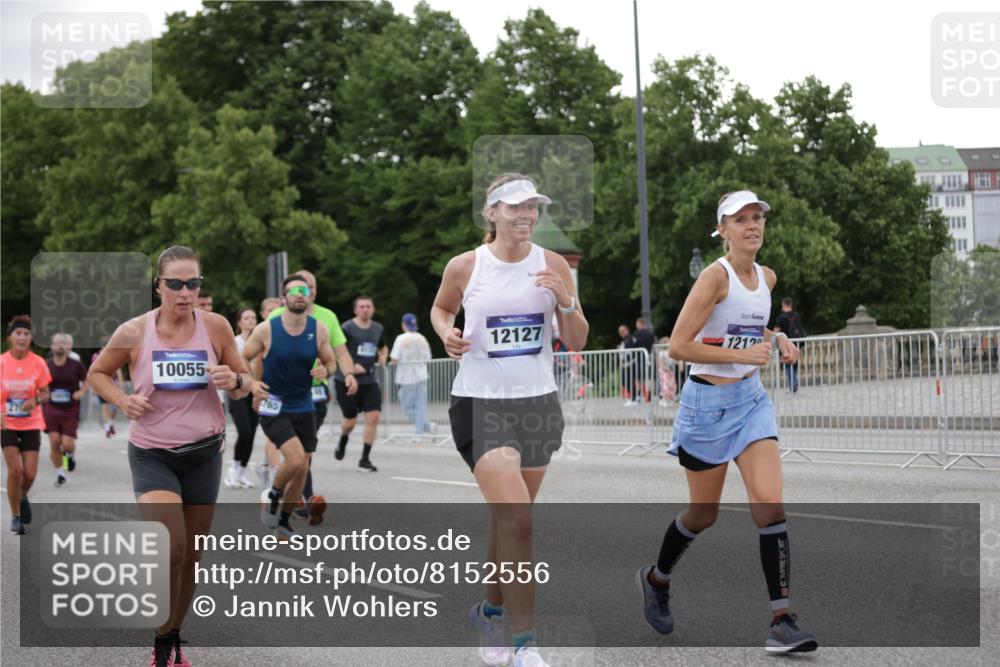 29.06.2025 - hella hamburg halbmarathon Jannik Wohlers http://msf.ph/oto/8152556 29.06.2025 10:52:31 Lombardsbrücke 2146, 2291, 2701, 2988, 3787, 4729, 6135, 6521, 7032, 7681, 7737, 8641, 9545, 10055, 10417, 10568, 10879, 10981, 11520, 11524, 11919, 12127, 12128, 12994, 14009, 14643, 14765, 14807, 14827, 14977, 14979, 15438, 15439, 15867, 16053, 16056, 16156, 16794, 16961, 18205 meine-sportfotos.de