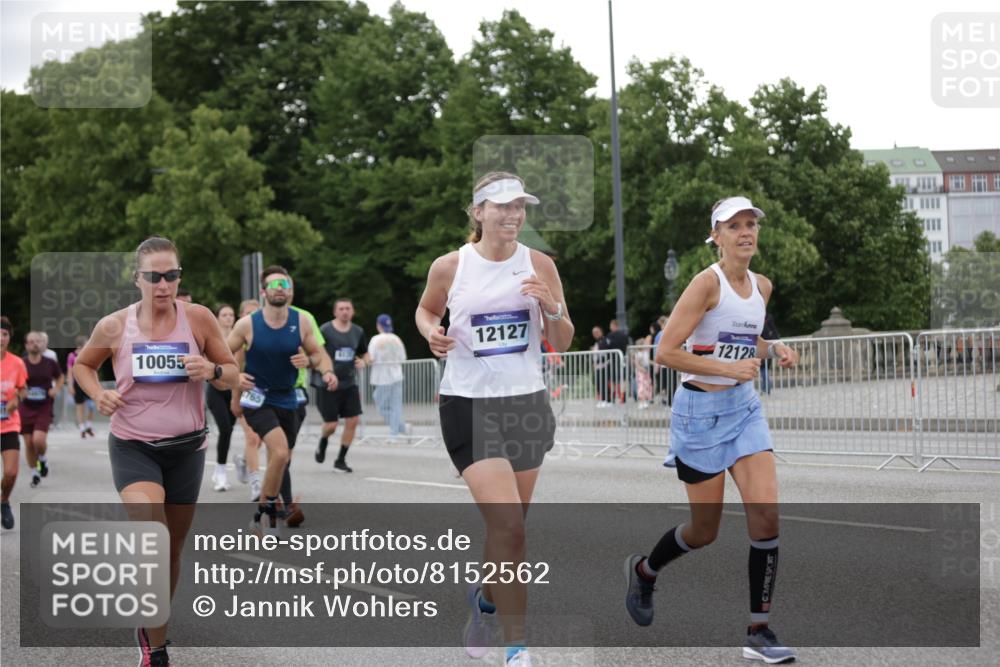 29.06.2025 - hella hamburg halbmarathon Jannik Wohlers http://msf.ph/oto/8152562 29.06.2025 10:52:31 Lombardsbrücke 2146, 2291, 2701, 2988, 3787, 4729, 6135, 6521, 7032, 7681, 7737, 8641, 9545, 10055, 10417, 10568, 10879, 10981, 11520, 11524, 11919, 12127, 12128, 12994, 14009, 14643, 14765, 14807, 14827, 14977, 14979, 15438, 15439, 15867, 16053, 16056, 16156, 16794, 16961, 18205 meine-sportfotos.de