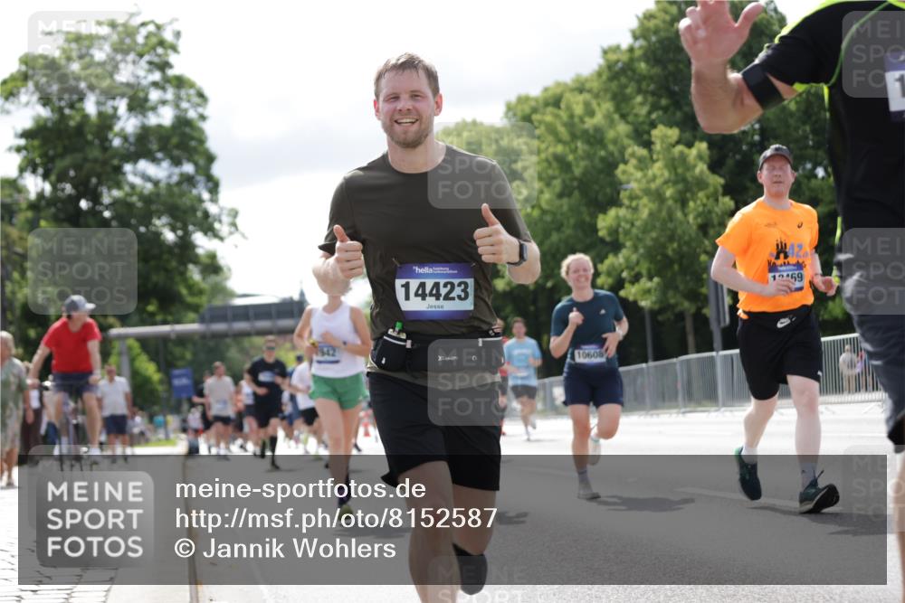 29.06.2025 - hella hamburg halbmarathon Jannik Wohlers http://msf.ph/oto/8152587 29.06.2025 10:15:23 Lombardsbrücke 2989, 3167, 4007, 4466, 4492, 4494, 6376, 6576, 7941, 7942, 8746, 8885, 9192, 9657, 9675, 10108, 10608, 11303, 11478, 11774, 11783, 12427, 12469, 13179, 13818, 13951, 14413, 14423, 14550, 14552, 14559, 14630, 15307, 15570, 15710, 15988, 16020, 16348, 16606, 16923, 17350, 18150, 18641, 18957 meine-sportfotos.de