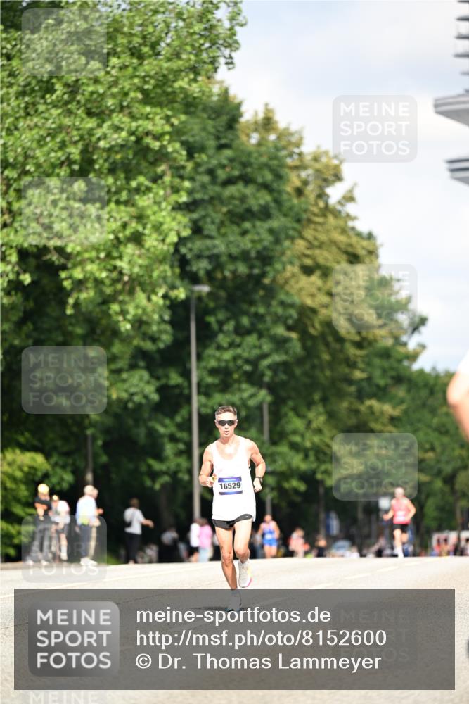 29.06.2025 - hella hamburg halbmarathon Dr. Thomas Lammeyer http://msf.ph/oto/8152600 29.06.2025 09:41:55 Kennedybrücke  meine-sportfotos.de