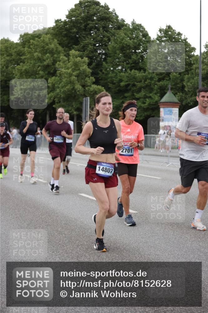 29.06.2025 - hella hamburg halbmarathon Jannik Wohlers http://msf.ph/oto/8152628 29.06.2025 10:52:35 Lombardsbrücke 2146, 2291, 2701, 2988, 3787, 4729, 6135, 6521, 7032, 7681, 7737, 9545, 10055, 10417, 10568, 10661, 10981, 11520, 11524, 11919, 12127, 12128, 13489, 13916, 13917, 14009, 14643, 14765, 14807, 14977, 14979, 16137, 16156, 16794, 16961, 18988 meine-sportfotos.de