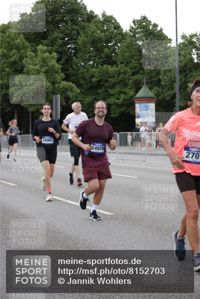 29.06.2025 - hella hamburg halbmarathon Jannik Wohlers http://msf.ph/oto/8152703 29.06.2025 10:52:36 Lombardsbrücke 2146, 2291, 2701, 2988, 3787, 4626, 4729, 6135, 6521, 7681, 7737, 9545, 10055, 10417, 10568, 10661, 10981, 11520, 11524, 11919, 12127, 12128, 13489, 13916, 13917, 14009, 14643, 14765, 14807, 14977, 14979, 16137, 16156, 16794, 16961, 18988 meine-sportfotos.de