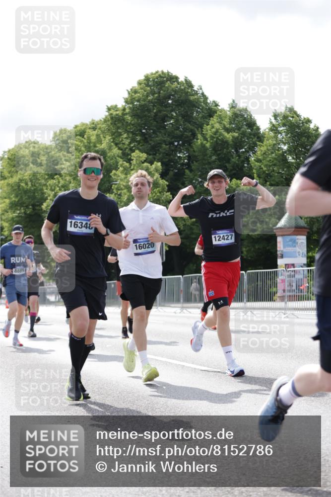 29.06.2025 - hella hamburg halbmarathon Jannik Wohlers http://msf.ph/oto/8152786 29.06.2025 10:15:29 Lombardsbrücke 1156, 1651, 2076, 2436, 3167, 4007, 5423, 7897, 7941, 7942, 8554, 8746, 8885, 9192, 9675, 9784, 10108, 10608, 11113, 11303, 11478, 11774, 11783, 11818, 12427, 12469, 12628, 13179, 13818, 13951, 14423, 14543, 14550, 14559, 15570, 15710, 15889, 15988, 16020, 16348, 16606, 16923, 17350, 17692, 18641, 18957, 19030 meine-sportfotos.de