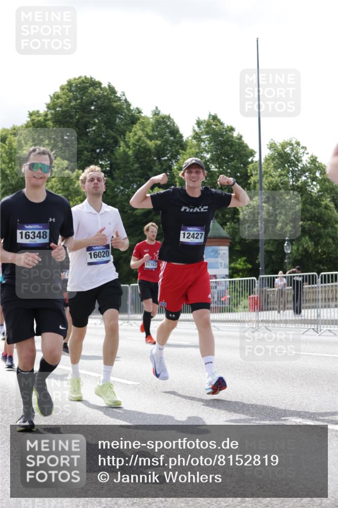 29.06.2025 - hella hamburg halbmarathon Jannik Wohlers http://msf.ph/oto/8152819 29.06.2025 10:15:29 Lombardsbrücke 1156, 1651, 2076, 2436, 3167, 4007, 5423, 7897, 7941, 7942, 8554, 8746, 8885, 9192, 9675, 9784, 10108, 10608, 11113, 11303, 11478, 11774, 11783, 11818, 12427, 12469, 12628, 13179, 13818, 13951, 14423, 14543, 14550, 14559, 15570, 15710, 15889, 15988, 16020, 16348, 16606, 16923, 17350, 17692, 18641, 18957, 19030 meine-sportfotos.de