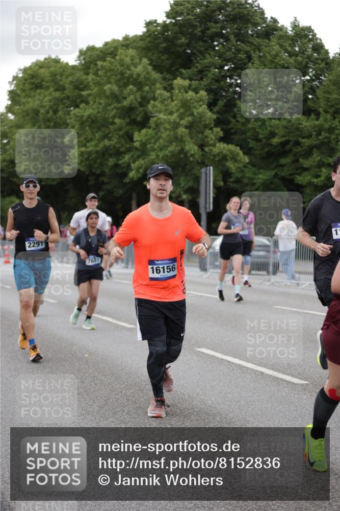 29.06.2025 - hella hamburg halbmarathon Jannik Wohlers http://msf.ph/oto/8152836 29.06.2025 10:52:39 Lombardsbrücke 2291, 2701, 2988, 3787, 4626, 4729, 6135, 6521, 7681, 7737, 9545, 10055, 10417, 10568, 10661, 11520, 11524, 11919, 12127, 12128, 13489, 13916, 13917, 14765, 14807, 14977, 14979, 16137, 16156, 16961, 18988 meine-sportfotos.de