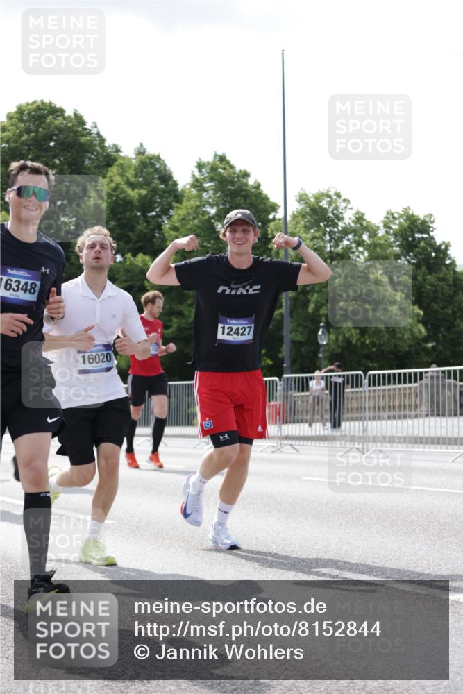 29.06.2025 - hella hamburg halbmarathon Jannik Wohlers http://msf.ph/oto/8152844 29.06.2025 10:15:29 Lombardsbrücke 1156, 1651, 2076, 2436, 3167, 4007, 5423, 7897, 7941, 7942, 8554, 8746, 8885, 9192, 9675, 9784, 10108, 10608, 11113, 11303, 11478, 11774, 11783, 11818, 12427, 12469, 12628, 13179, 13818, 13951, 14423, 14543, 14550, 14559, 15570, 15710, 15889, 15988, 16020, 16348, 16606, 16923, 17350, 17692, 18641, 18957, 19030 meine-sportfotos.de