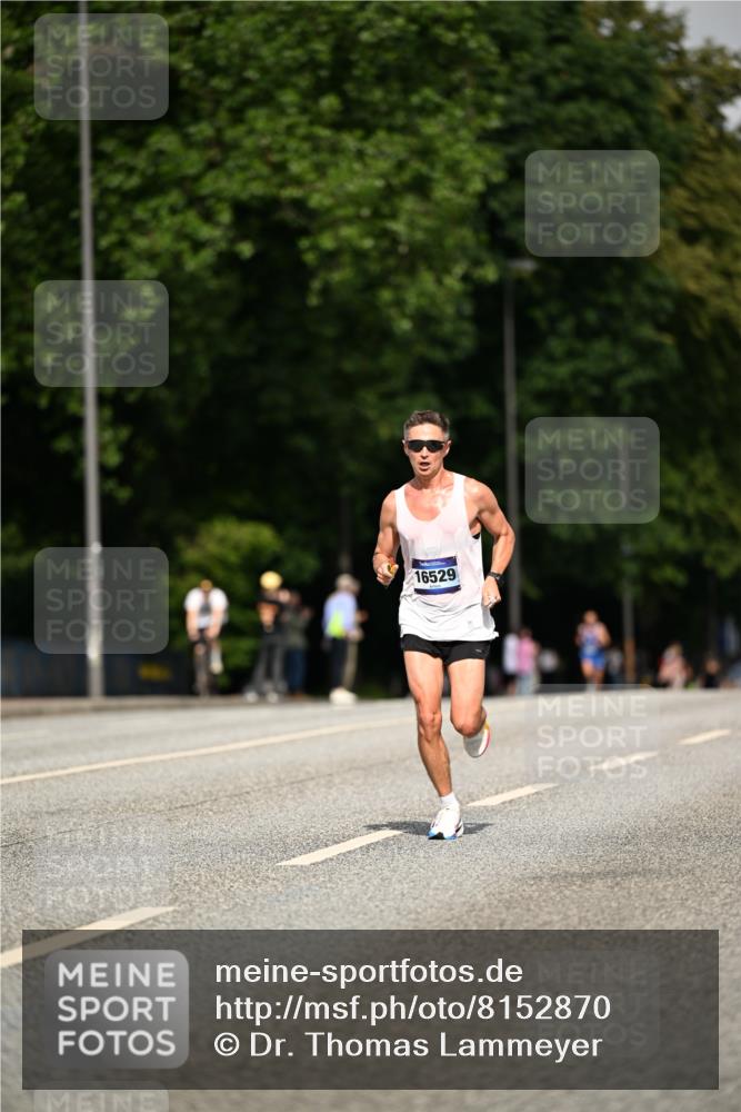 29.06.2025 - hella hamburg halbmarathon Dr. Thomas Lammeyer http://msf.ph/oto/8152870 29.06.2025 09:41:56 Kennedybrücke  meine-sportfotos.de