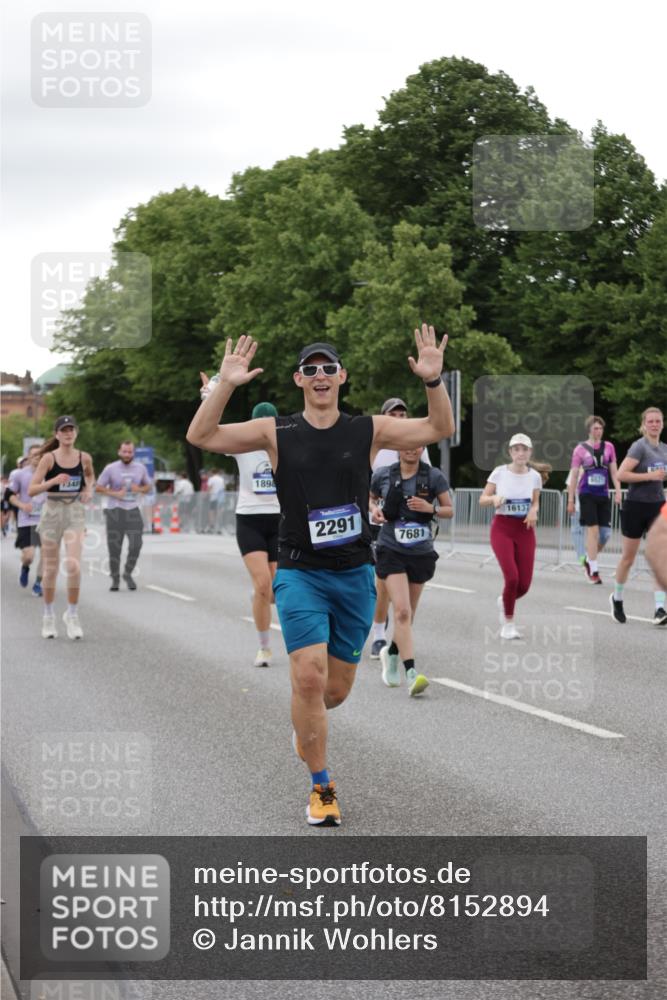29.06.2025 - hella hamburg halbmarathon Jannik Wohlers http://msf.ph/oto/8152894 29.06.2025 10:52:40 Lombardsbrücke 2291, 2701, 2988, 3787, 4626, 6135, 6521, 7681, 9545, 10417, 10568, 10661, 11520, 11524, 11919, 12127, 12128, 13489, 13916, 13917, 14038, 14765, 14807, 14977, 14979, 16137, 16156, 16961, 18988 meine-sportfotos.de