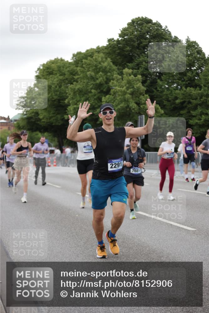 29.06.2025 - hella hamburg halbmarathon Jannik Wohlers http://msf.ph/oto/8152906 29.06.2025 10:52:41 Lombardsbrücke 2291, 2701, 2988, 3787, 4626, 5428, 6135, 6521, 7681, 9545, 10417, 10568, 10661, 11520, 11524, 11919, 13489, 13916, 13917, 14038, 14761, 14765, 14807, 14977, 14979, 16137, 16156, 16961, 18988 meine-sportfotos.de