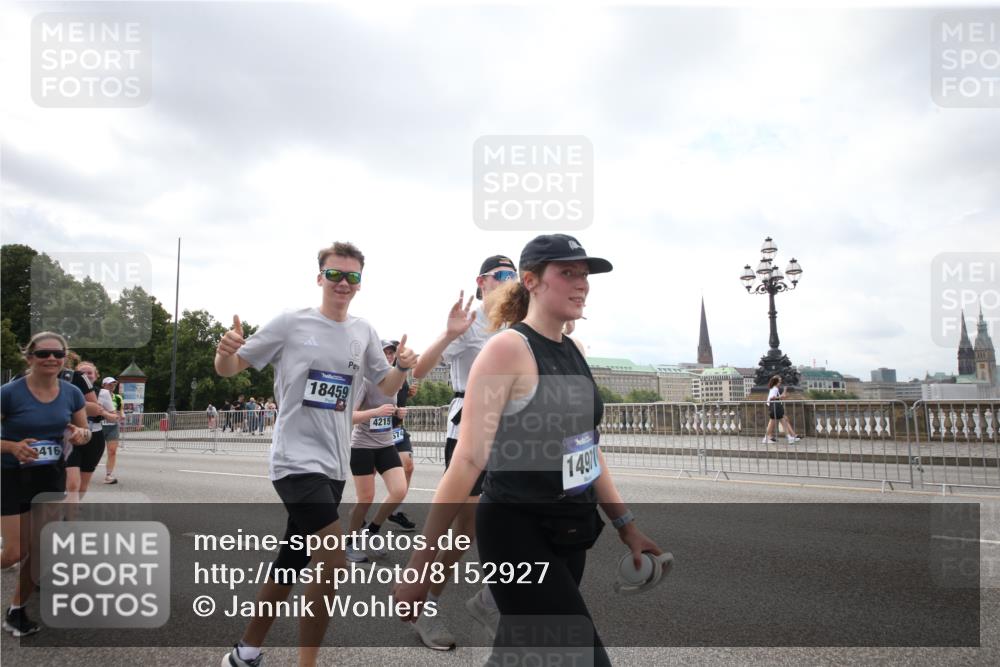 29.06.2025 - hella hamburg halbmarathon Jannik Wohlers http://msf.ph/oto/8152927 29.06.2025 10:44:18 Lombardsbrücke 2674, 3506, 4215, 4968, 5355, 7216, 8582, 9084, 9085, 9331, 9333, 9397, 9536, 10006, 10416, 11272, 12318, 13262, 13288, 14325, 14350, 14681, 14971, 15809, 16101, 16494, 16577, 17372, 18454, 18459, 19133 meine-sportfotos.de