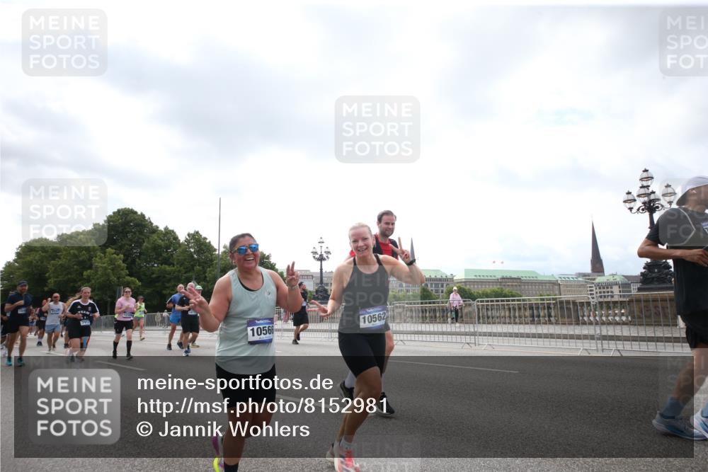 29.06.2025 - hella hamburg halbmarathon Jannik Wohlers http://msf.ph/oto/8152981 29.06.2025 10:44:43 Lombardsbrücke 1024, 1629, 1685, 1798, 2007, 2779, 3160, 3164, 3570, 3993, 4186, 4275, 4337, 4851, 5190, 6509, 6980, 7699, 7912, 8594, 8762, 8907, 10562, 10566, 10707, 11314, 11393, 12198, 12332, 12334, 12394, 12793, 12905, 13261, 13555, 13580, 14002, 14513, 14758, 14777, 15458, 15750, 15751, 15998, 16850, 17521, 18084, 18230, 18294 meine-sportfotos.de