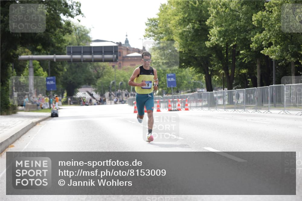 29.06.2025 - hella hamburg halbmarathon Jannik Wohlers http://msf.ph/oto/8153009 29.06.2025 09:32:12 Lombardsbrücke 14, 17, 19, 21 meine-sportfotos.de