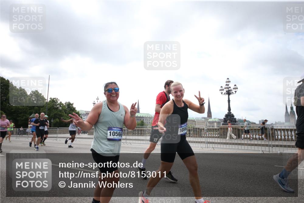 29.06.2025 - hella hamburg halbmarathon Jannik Wohlers http://msf.ph/oto/8153011 29.06.2025 10:44:44 Lombardsbrücke 1024, 1685, 1798, 2007, 2779, 3160, 3164, 3993, 4186, 4337, 4851, 5099, 5190, 6509, 6788, 6980, 7699, 7912, 8594, 8605, 8762, 8907, 10562, 10566, 10707, 11314, 11393, 12198, 12332, 12334, 12394, 12793, 12905, 13555, 13580, 14002, 14513, 14758, 14777, 15458, 15750, 15751, 15998, 16850, 17521, 18084, 18230, 18294 meine-sportfotos.de