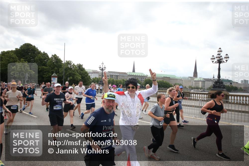 29.06.2025 - hella hamburg halbmarathon Jannik Wohlers http://msf.ph/oto/8153038 29.06.2025 10:45:00 Lombardsbrücke 1713, 1798, 2216, 2217, 2657, 2664, 2973, 3160, 3164, 3357, 3377, 3879, 3993, 4099, 4102, 4224, 4306, 4504, 4820, 4851, 5099, 5108, 5339, 5636, 5949, 6150, 6763, 6788, 6911, 6922, 6980, 7283, 7530, 7541, 7859, 8605, 9620, 10030, 10182, 10225, 10812, 11119, 11314, 11393, 11473, 11474, 11660, 11725, 11726, 12415, 12575, 12793, 12856, 12878, 12905, 13555, 13791, 13862, 14002, 14185, 14232, 14379, 14410, 14513, 14742, 15011, 15450, 15517, 15557, 15692, 15751, 18264 meine-sportfotos.de