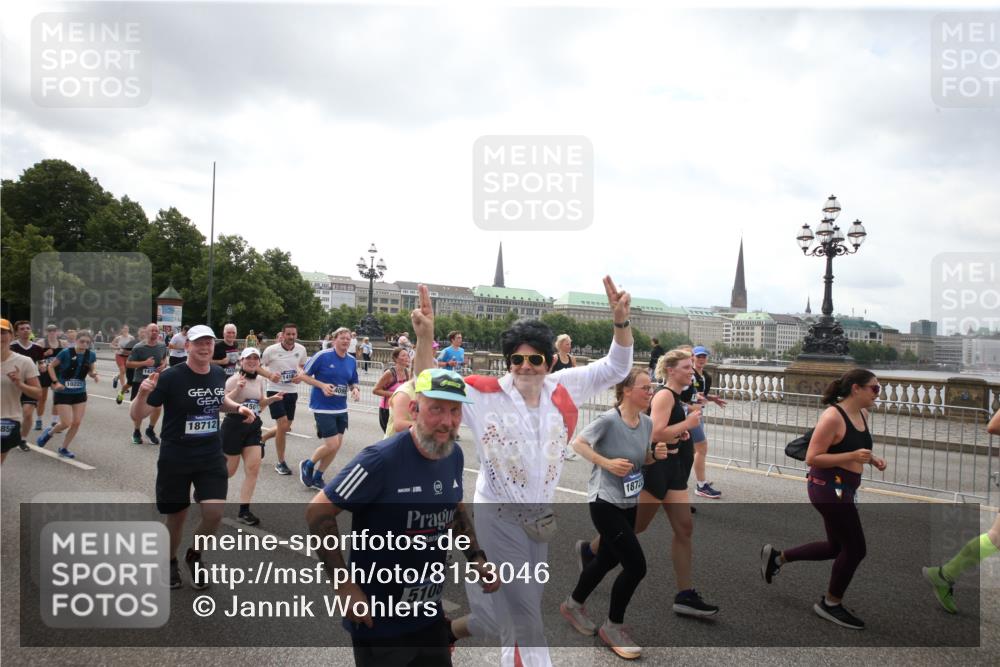 29.06.2025 - hella hamburg halbmarathon Jannik Wohlers http://msf.ph/oto/8153046 29.06.2025 10:45:00 Lombardsbrücke 1713, 1798, 2216, 2217, 2657, 2664, 2973, 3160, 3164, 3357, 3377, 3879, 3993, 4099, 4102, 4224, 4306, 4504, 4820, 4851, 5099, 5108, 5339, 5636, 5949, 6150, 6763, 6788, 6911, 6922, 6980, 7283, 7530, 7541, 7859, 8605, 9620, 10030, 10182, 10225, 10812, 11119, 11314, 11393, 11473, 11474, 11660, 11725, 11726, 12415, 12575, 12793, 12856, 12878, 12905, 13555, 13791, 13862, 14002, 14185, 14232, 14379, 14410, 14513, 14742, 15011, 15450, 15517, 15557, 15692, 15751, 18264 meine-sportfotos.de