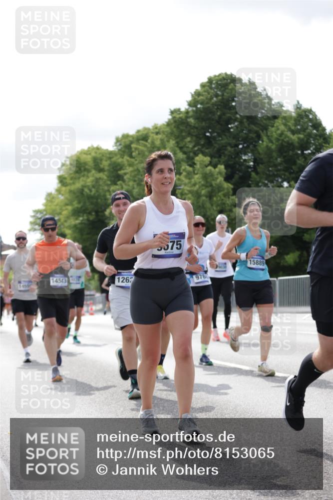 29.06.2025 - hella hamburg halbmarathon Jannik Wohlers http://msf.ph/oto/8153065 29.06.2025 10:15:34 Lombardsbrücke 1156, 1308, 1651, 2071, 2076, 2165, 2436, 3167, 4828, 5046, 5423, 7897, 7941, 7942, 8169, 8554, 8746, 8885, 9675, 9784, 10608, 11113, 11303, 11478, 11774, 11783, 11818, 12427, 12469, 12628, 14423, 14543, 14559, 15571, 15710, 15889, 15988, 16020, 16348, 16606, 16923, 17692, 18641, 18957, 19030 meine-sportfotos.de