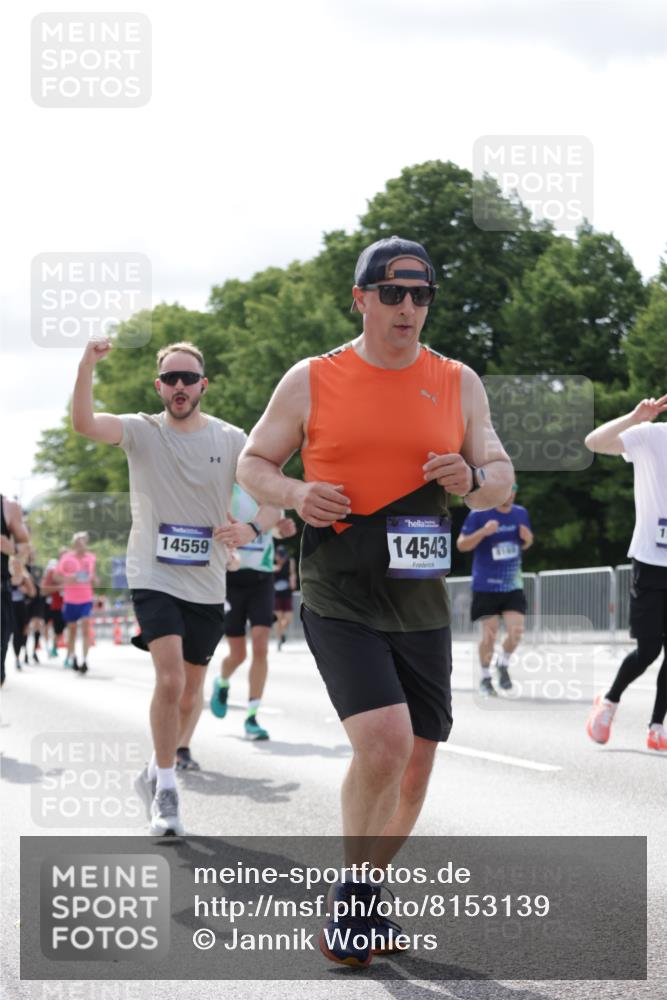 29.06.2025 - hella hamburg halbmarathon Jannik Wohlers http://msf.ph/oto/8153139 29.06.2025 10:15:36 Lombardsbrücke 1156, 1308, 1651, 2071, 2076, 2165, 2436, 2803, 3167, 4828, 5046, 5423, 7897, 7941, 7942, 8169, 8274, 8554, 8746, 8885, 9675, 9784, 9802, 10107, 10608, 10844, 11113, 11303, 11478, 11774, 11783, 11818, 12427, 12469, 12628, 14543, 14559, 15571, 15724, 15889, 16020, 16348, 16606, 17692, 18641, 19030 meine-sportfotos.de