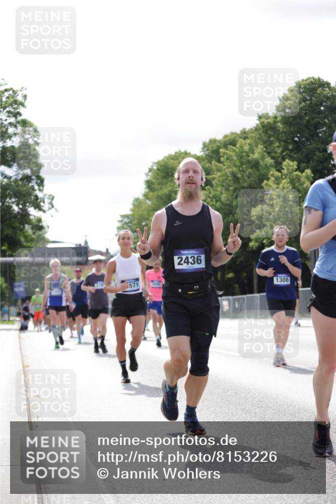 29.06.2025 - hella hamburg halbmarathon Jannik Wohlers http://msf.ph/oto/8153226 29.06.2025 10:15:38 Lombardsbrücke 1156, 1308, 1651, 2071, 2076, 2165, 2436, 2803, 3167, 4828, 5046, 5423, 7897, 8169, 8274, 8554, 8746, 8885, 9601, 9675, 9784, 9802, 10107, 10292, 10844, 10990, 11113, 11303, 11478, 11774, 11783, 11818, 12427, 12628, 14543, 14559, 15571, 15724, 15889, 16020, 16348, 16606, 17692, 18641, 19030 meine-sportfotos.de